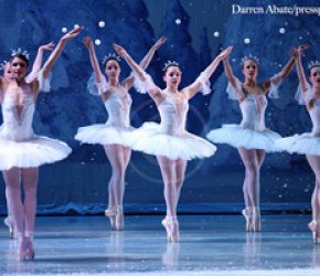 Royal Winnipeg Ballet presents “Nutcracker”