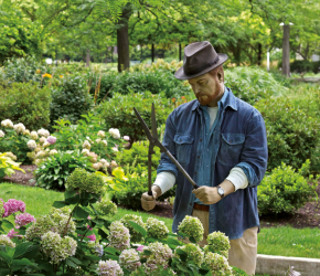 Seward Johnson: Experiencing Art in the Landscape